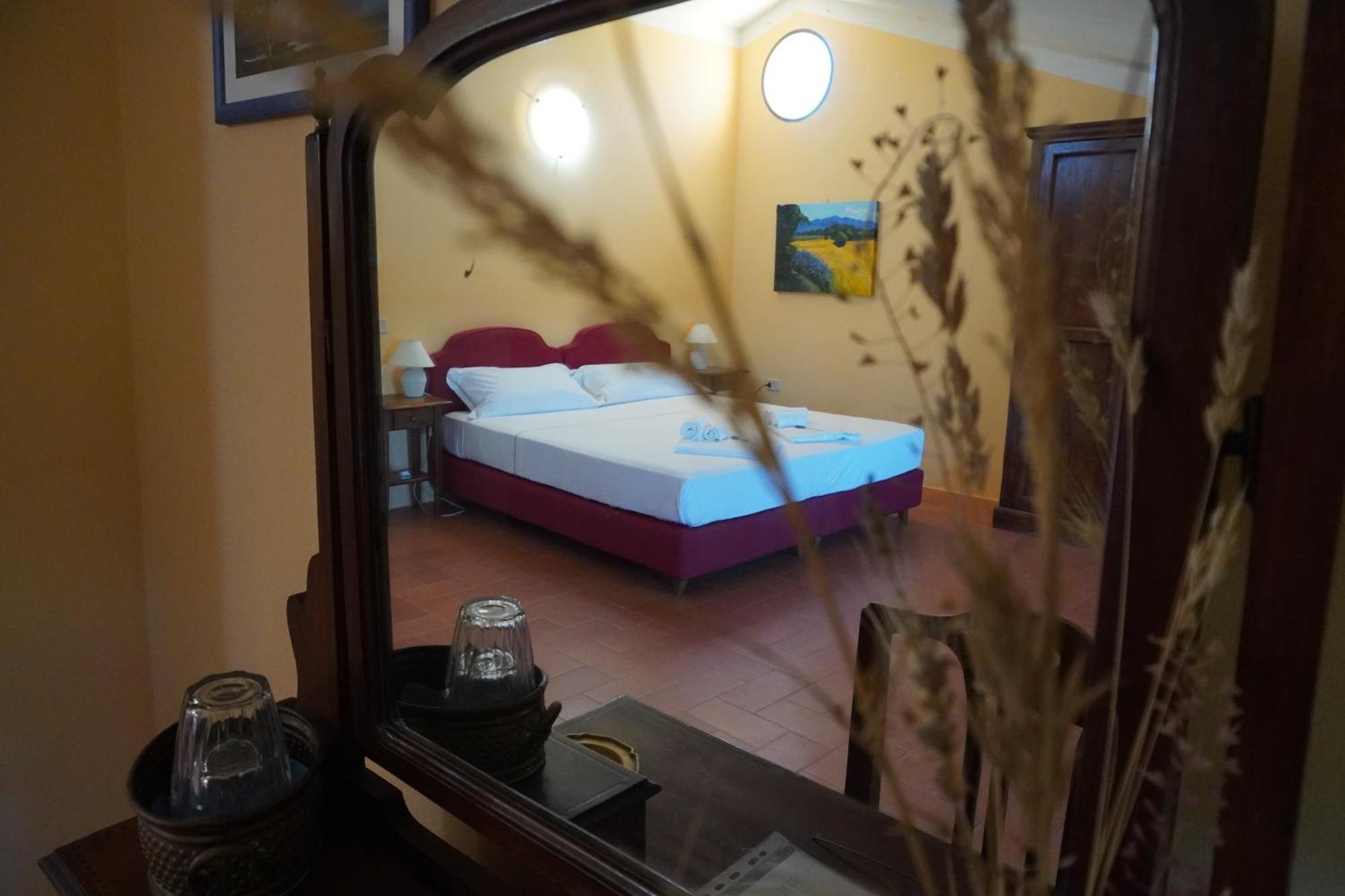 Agriturismo Podere Santa Virginia 알비니아 외부 사진