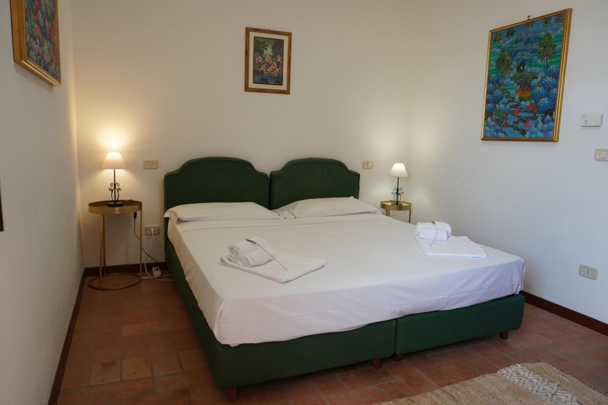 Agriturismo Podere Santa Virginia 알비니아 외부 사진